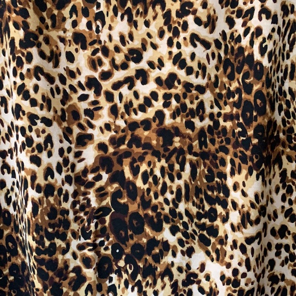 LuLaRoe Lynnae Top- 3XL - Picture 2 of 2